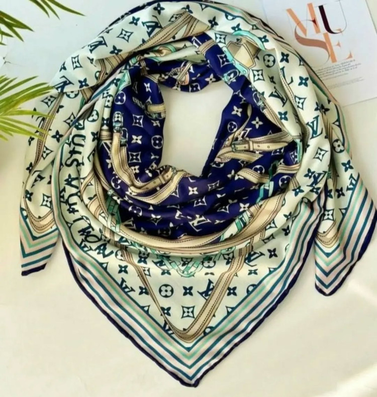 روسری زنانه سیا اسکارف دور دست دوز عرض ۱۴۰