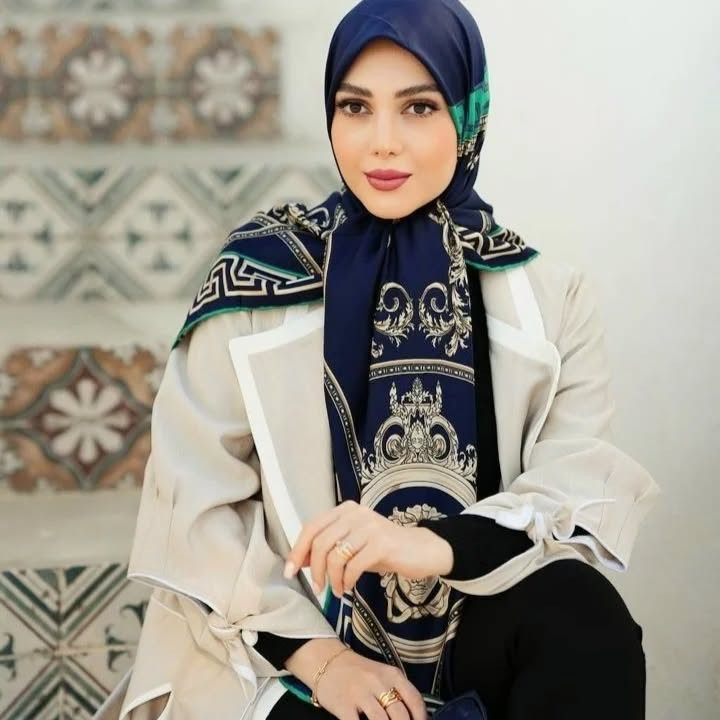 روسری دخترانه مدل نخ ابریشم دور دست دوز عرض ۱۴۰
