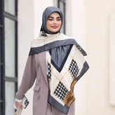 روسری دخترانه نخ ابریشم یونیک دور دست دوز عرض ۱۴۰