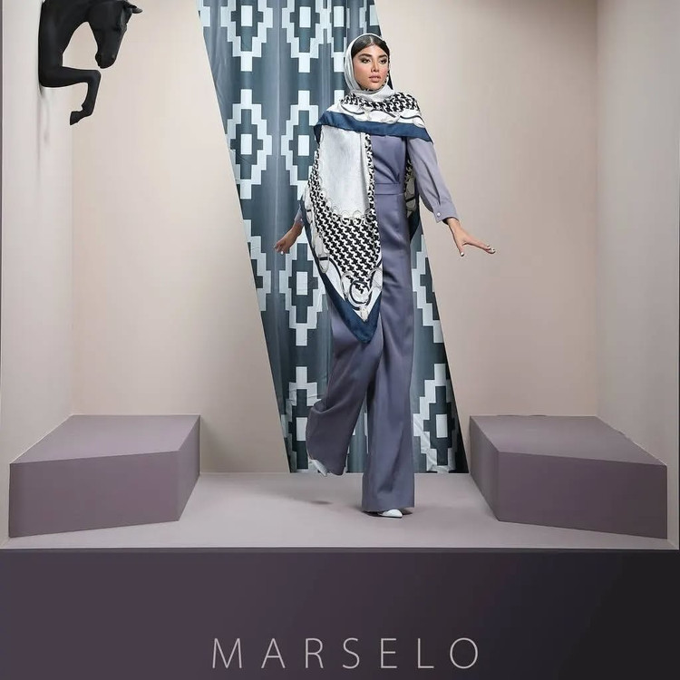 روسری دخترانه ابریشم ژاکارد دور دست دوز عرض ۱۴۰