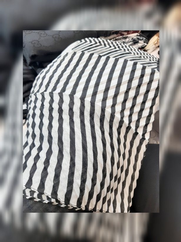 شال دخترانه پلیسه سبک منگوله دار تک رنگ